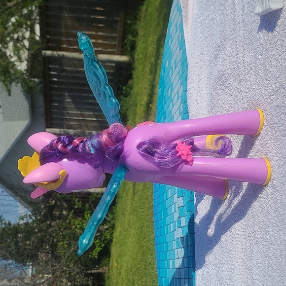 MY LITTLE PONY PRINCESS TWILIGHT SPARKLE 15" TALL TALKING FIGURE LIGHTS UP MOVES - Picture 5 of 8